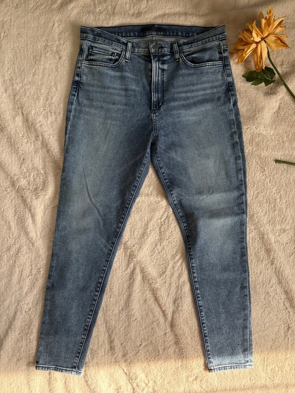 Joe's Jeans The Charlie High Rise Skinny Ankle Size 32